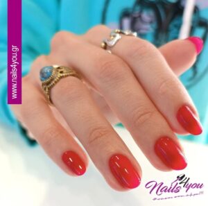 strawberry nails strwbeey manicure september nail trends pedicure Νύχια μανικιούρ πεντικιούρ κόκκινα νύχια φράουλα nails 4 you nails 4 you blog