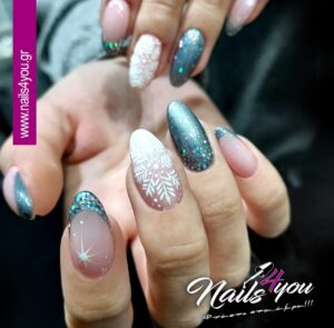 nails 4 you blog manicure pedicure evgenikos group xmas nails festive season sparkly manicure pedicure christmas manicure purple blue grey glitter μπλε γκρι μωβ φούξια metallic